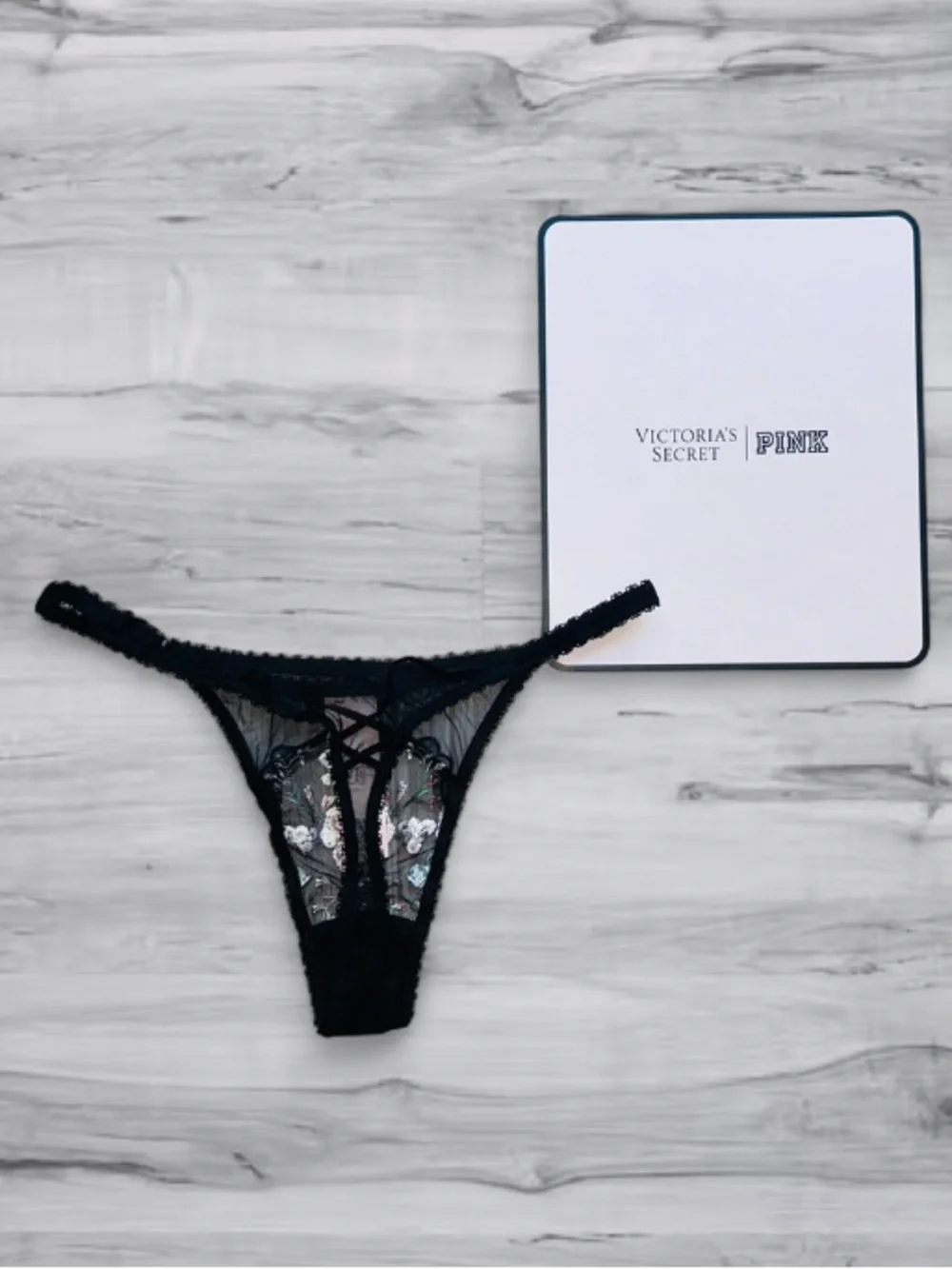 💐 Dark Blossom Adjustable Thong Very Sexy x Victoria Secret Small NWT